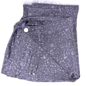 RW&CO Grey Floral Jegging